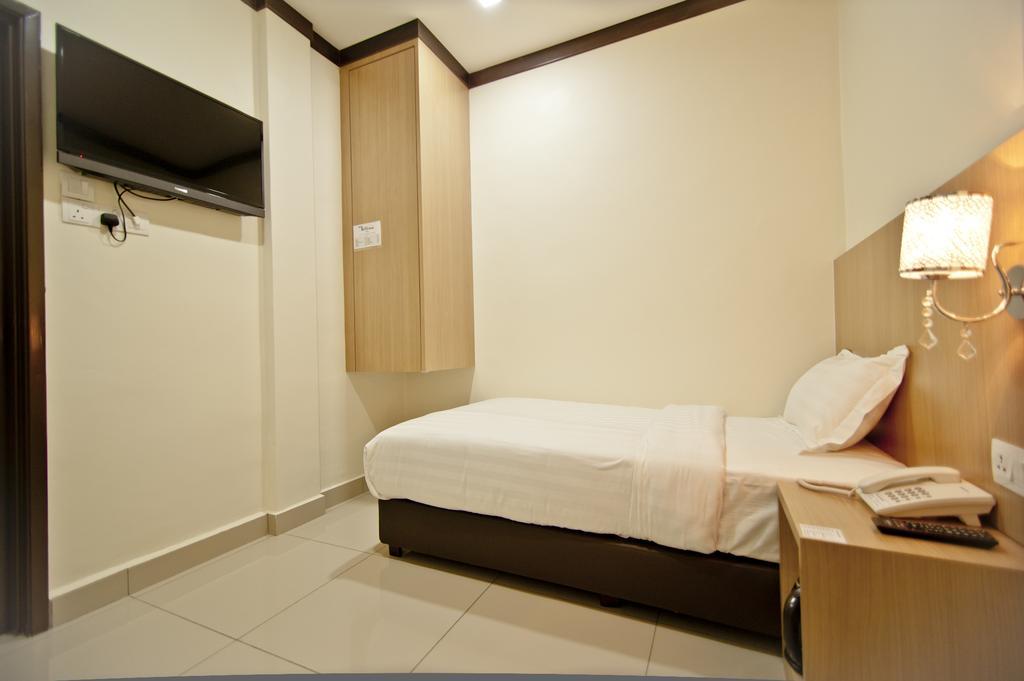 Hotel Setia Keluang Quarto foto