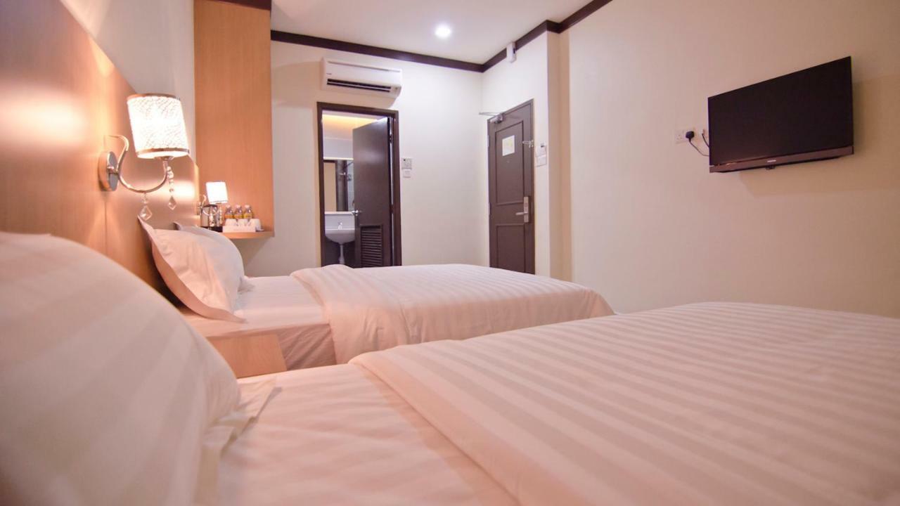 Hotel Setia Keluang Exterior foto